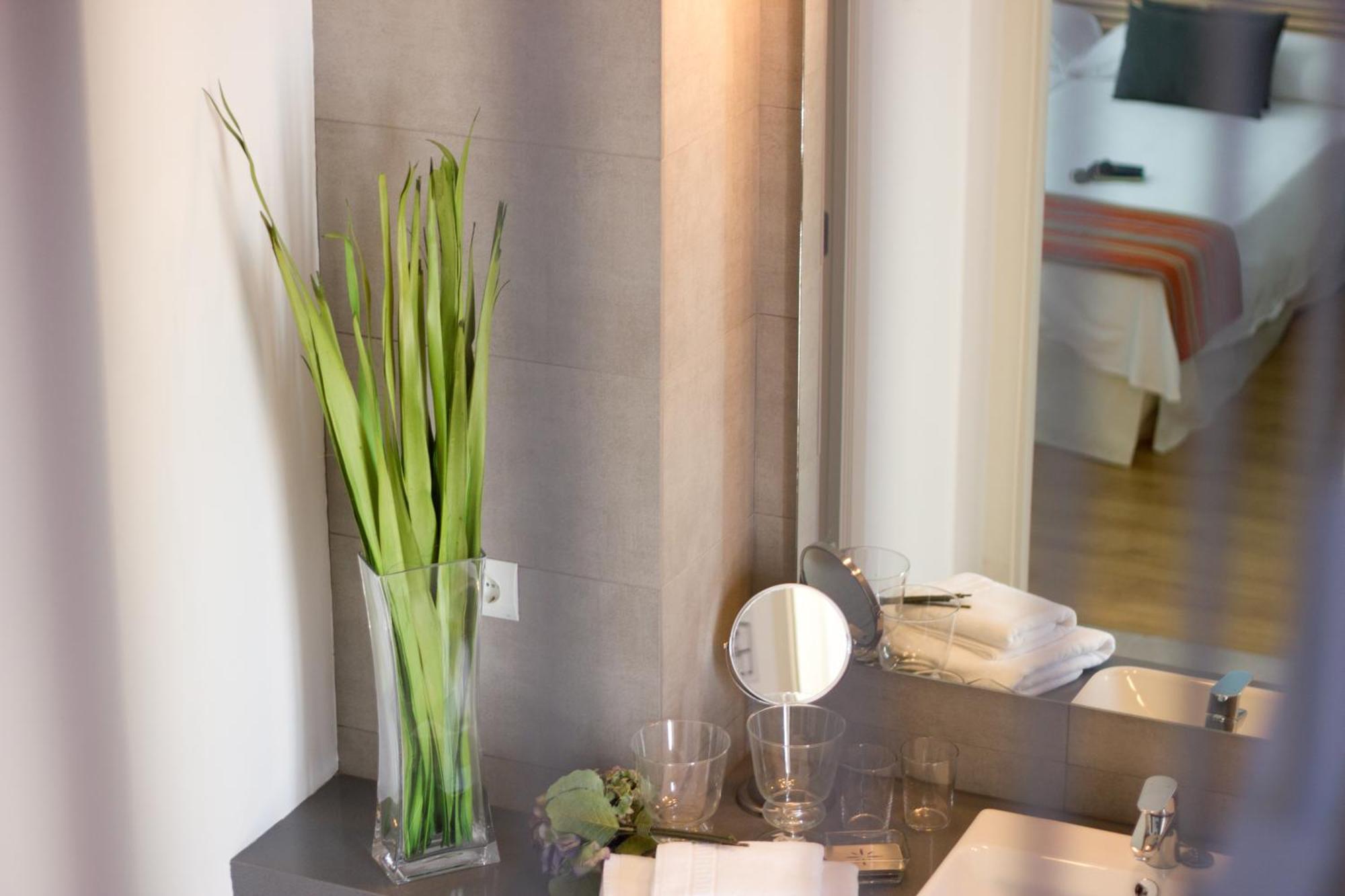 סביליה Life Apartments Alberto Lista מראה חיצוני תמונה