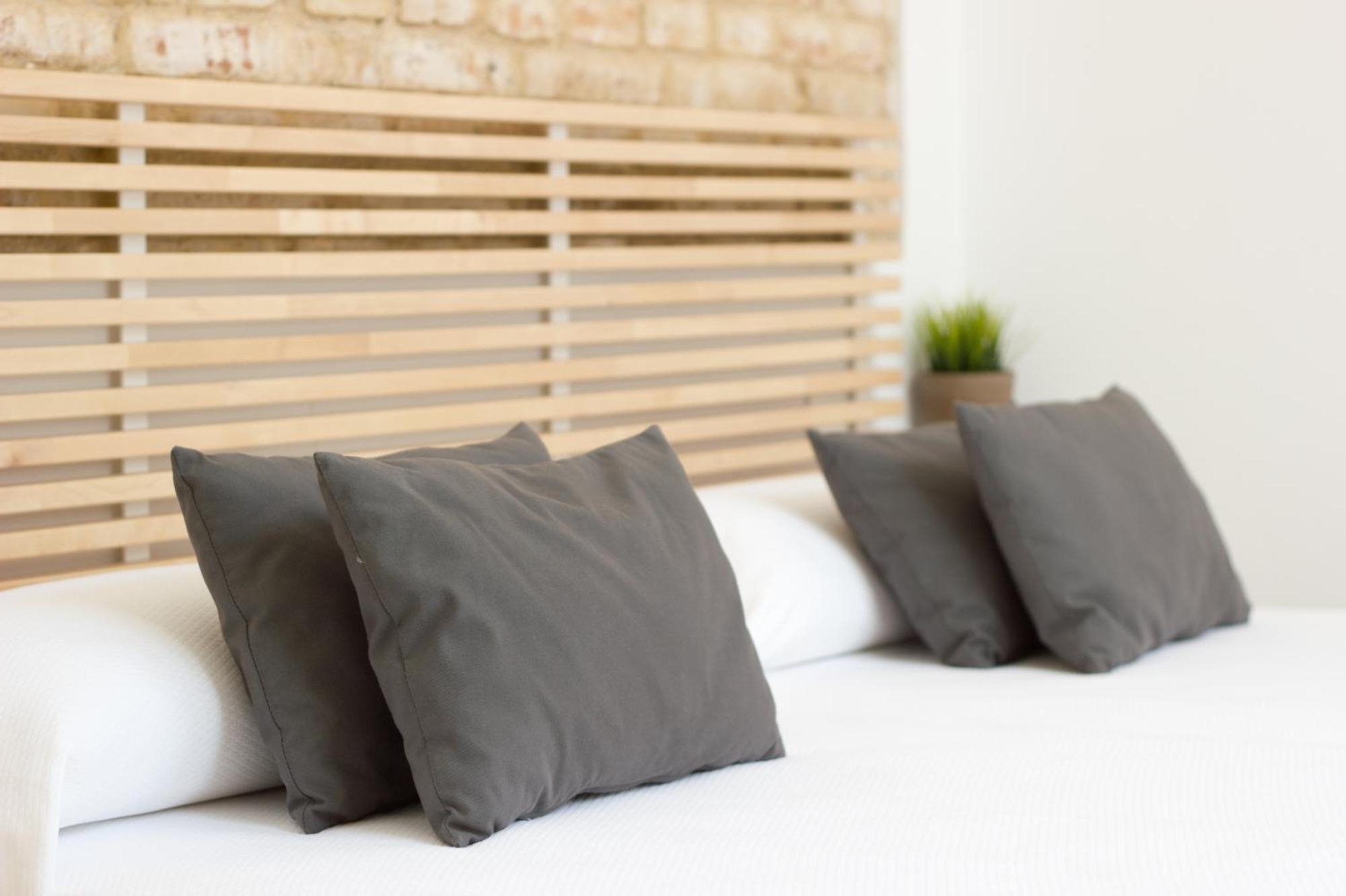 סביליה Life Apartments Alberto Lista מראה חיצוני תמונה