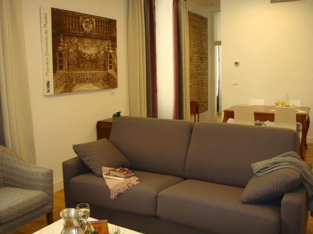 סביליה Life Apartments Alberto Lista מראה חיצוני תמונה